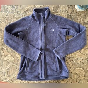 The North Face women's sweatshirt jacket size small fits